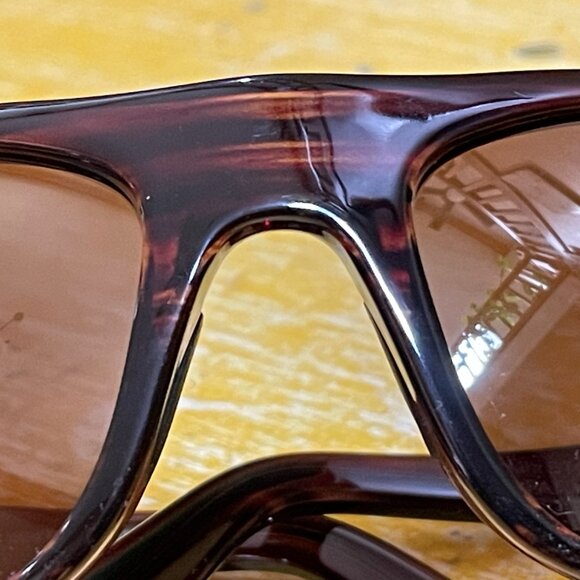 Maui Jim ~ Peahi - Picture 12 of 12